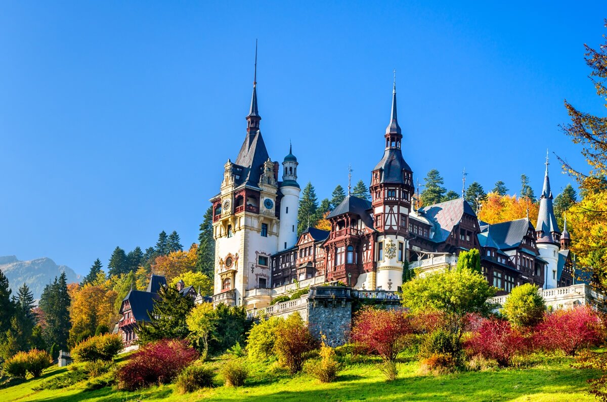 Peles   Castle in Sinaia, front view